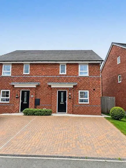 Treacle Avenue, Macclesfield, SK11, photo 4