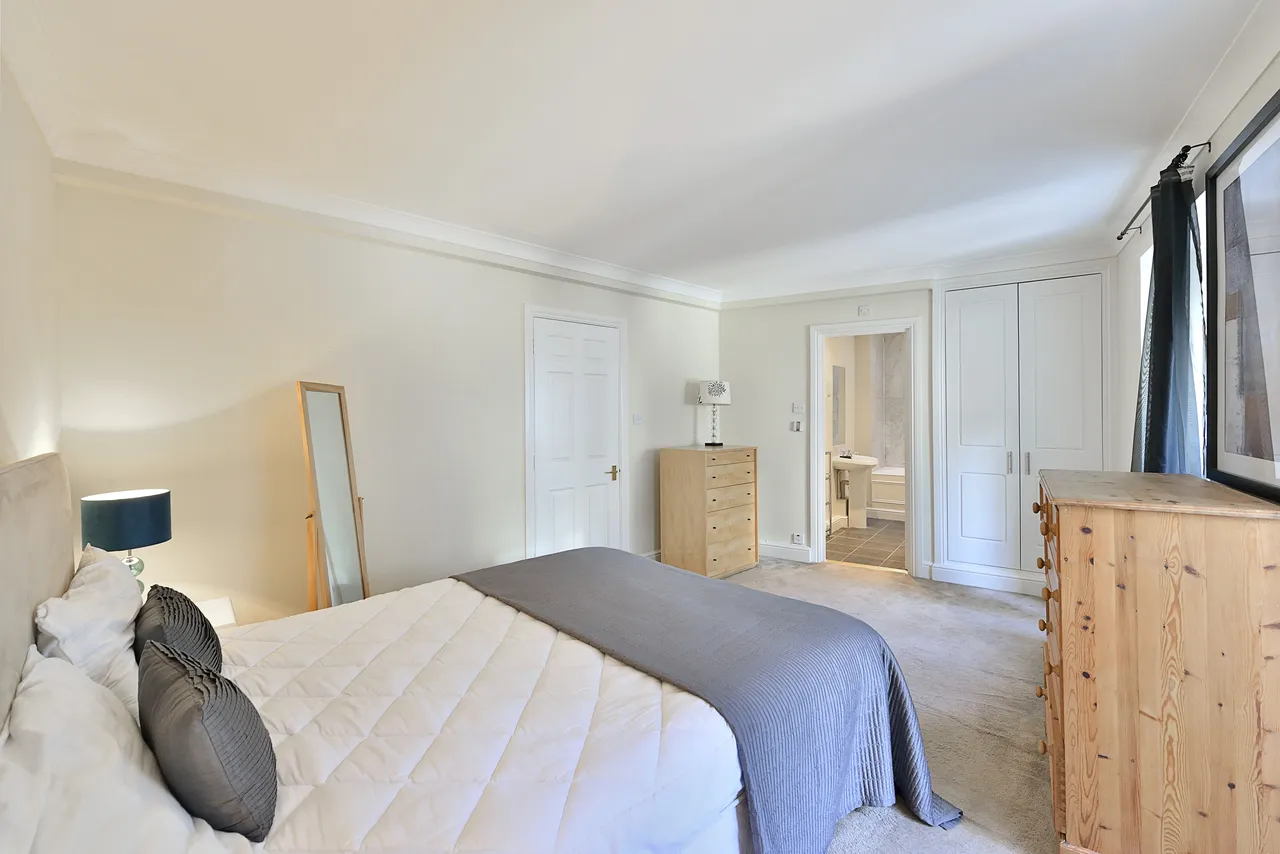 Creechurch Lane, London, EC3A, photo 6