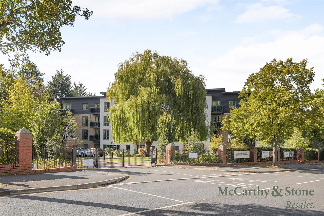 St. Georges Road, Cheltenham, GL50, photo 26