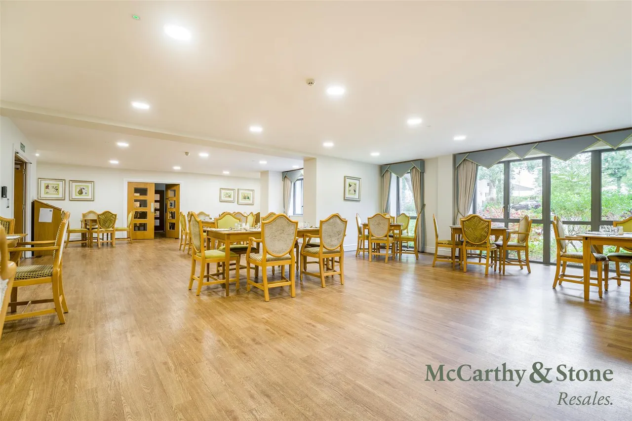 St. Georges Road, Cheltenham, GL50, photo 15