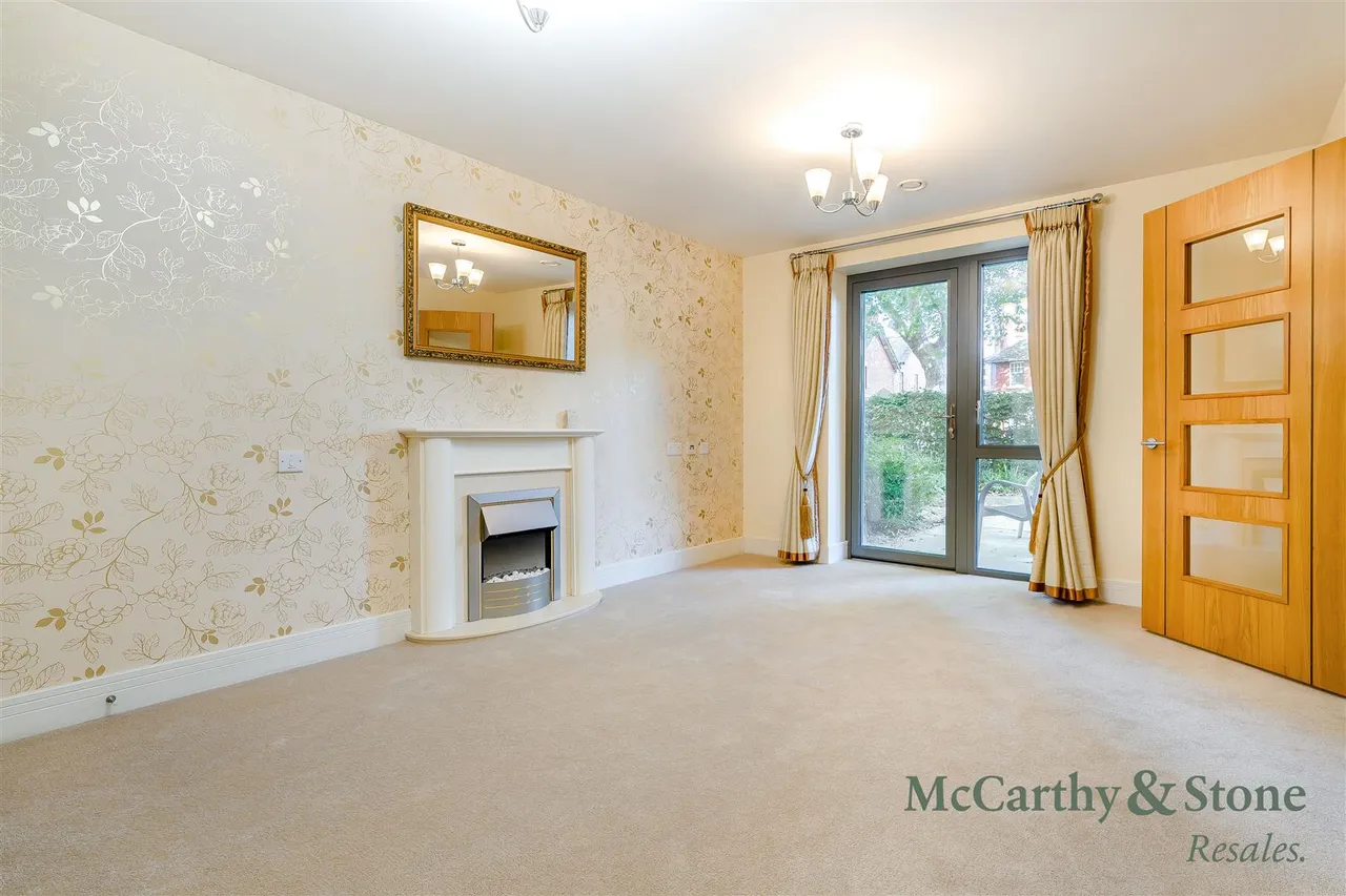 St. Georges Road, Cheltenham, GL50, photo 5