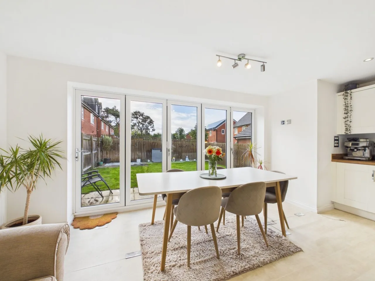Lenton Avenue, Formby, L37, photo 6