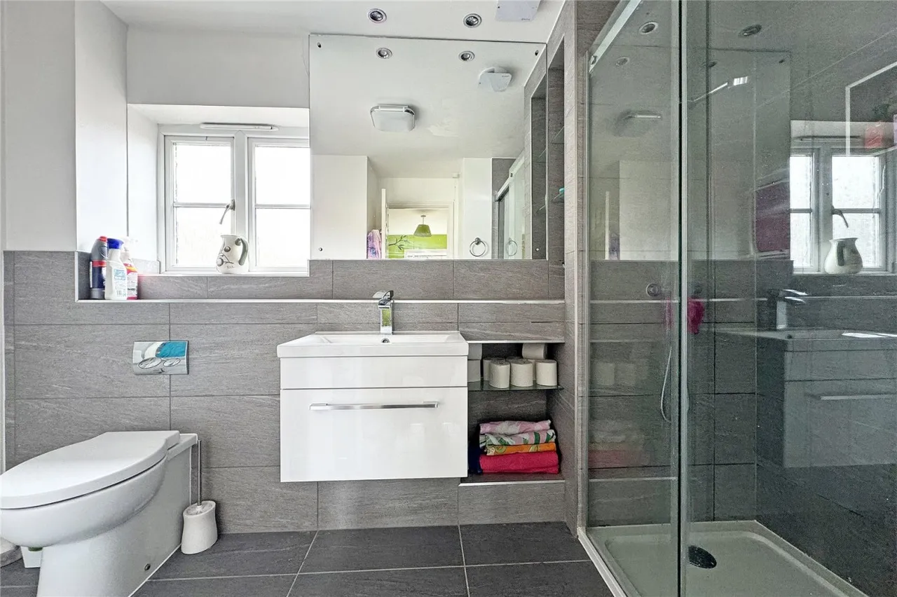 Angmering, BN16, photo 9