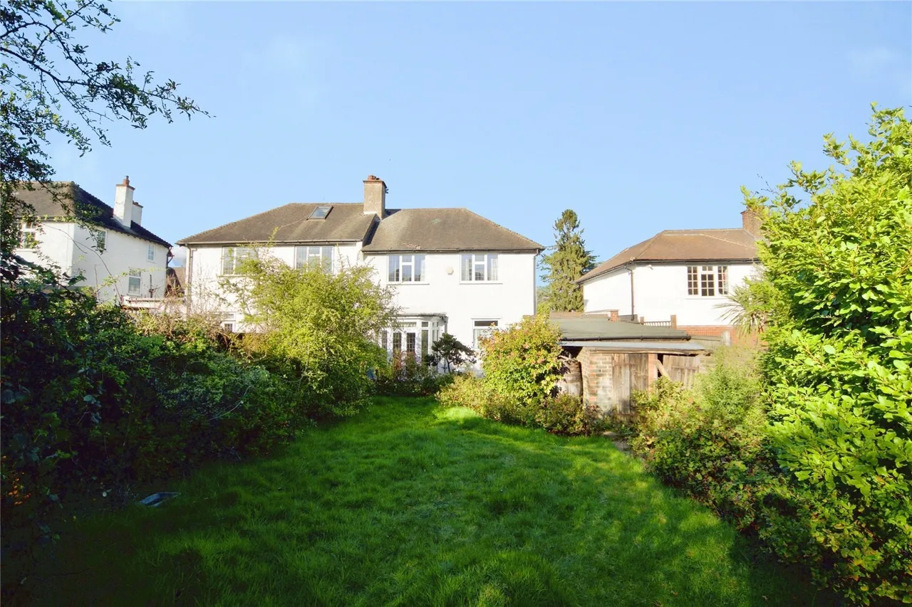 Friars Avenue, London, N20, photo 16
