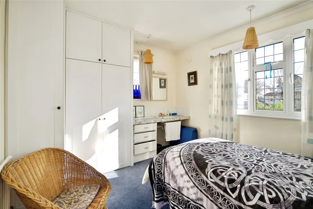 Friars Avenue, London, N20, photo 12