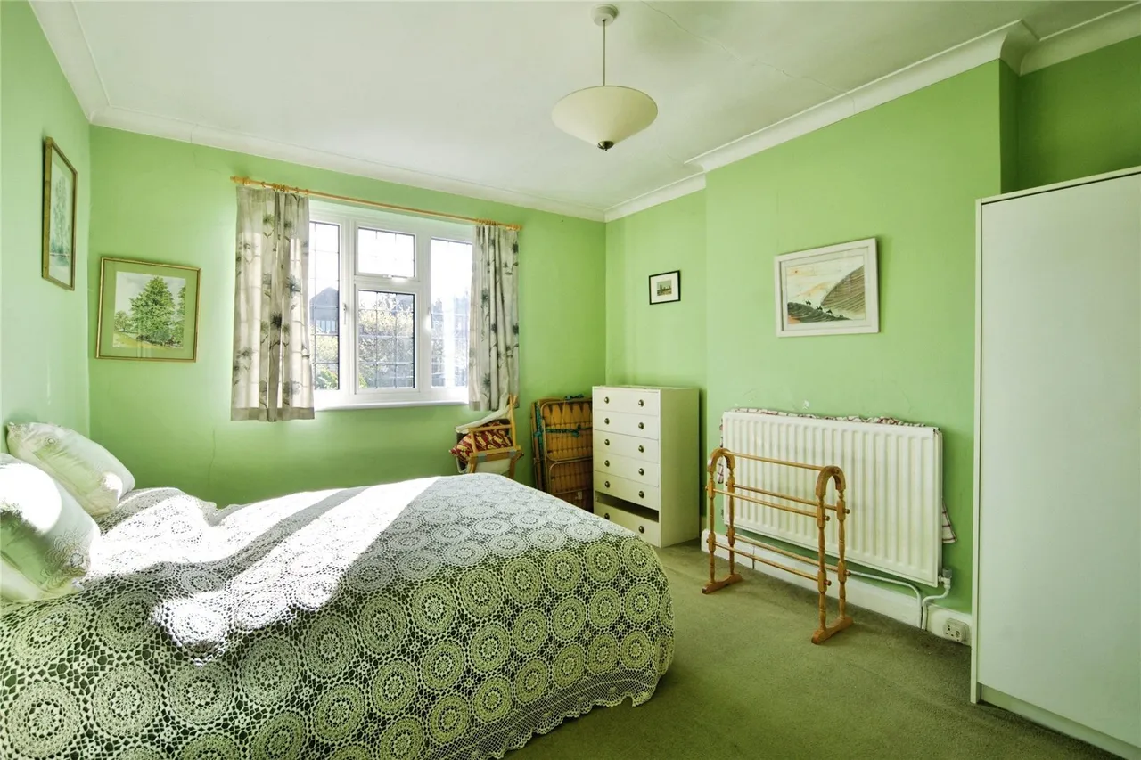 Friars Avenue, London, N20, photo 3