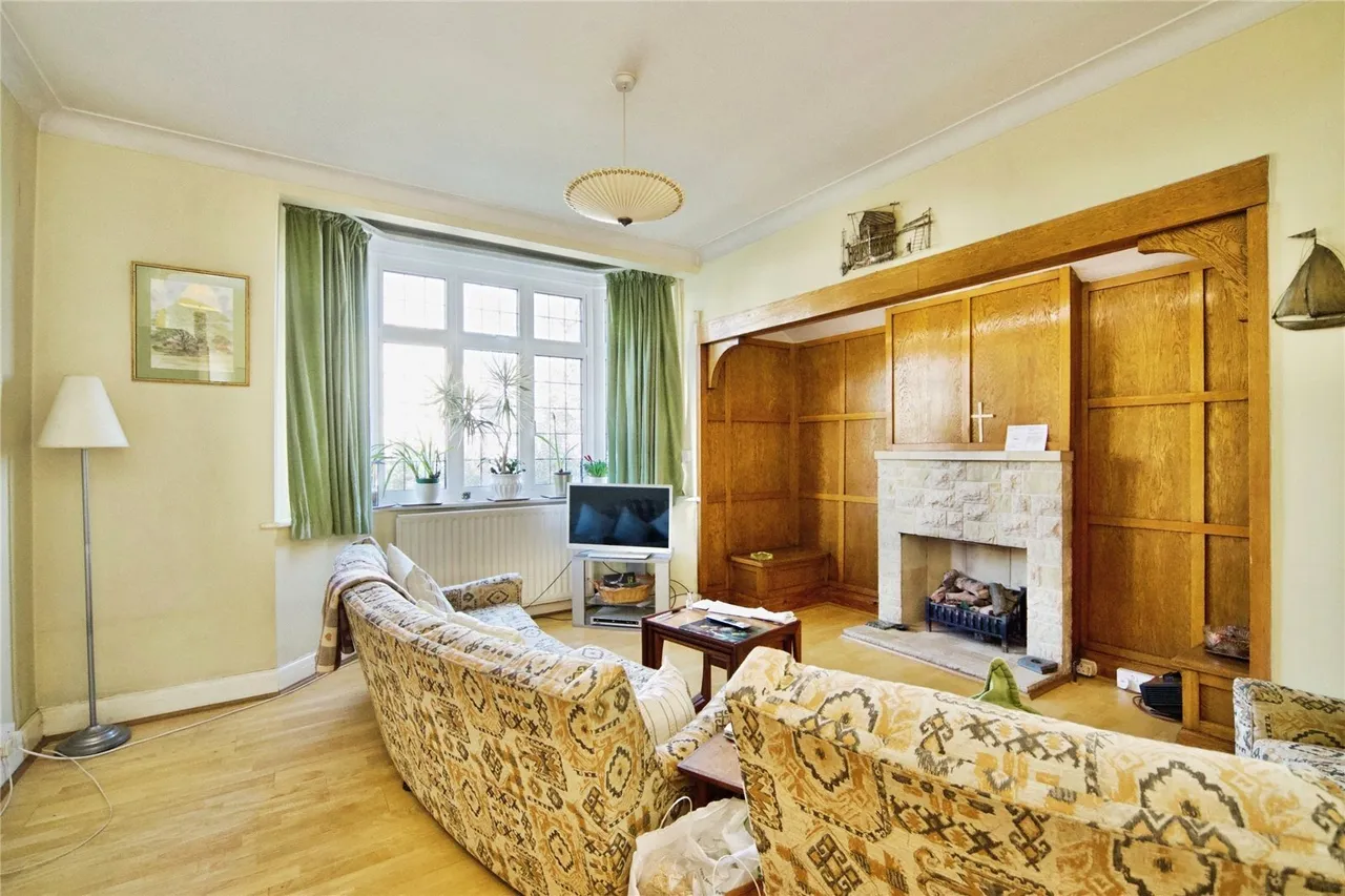 Friars Avenue, London, N20, photo 5