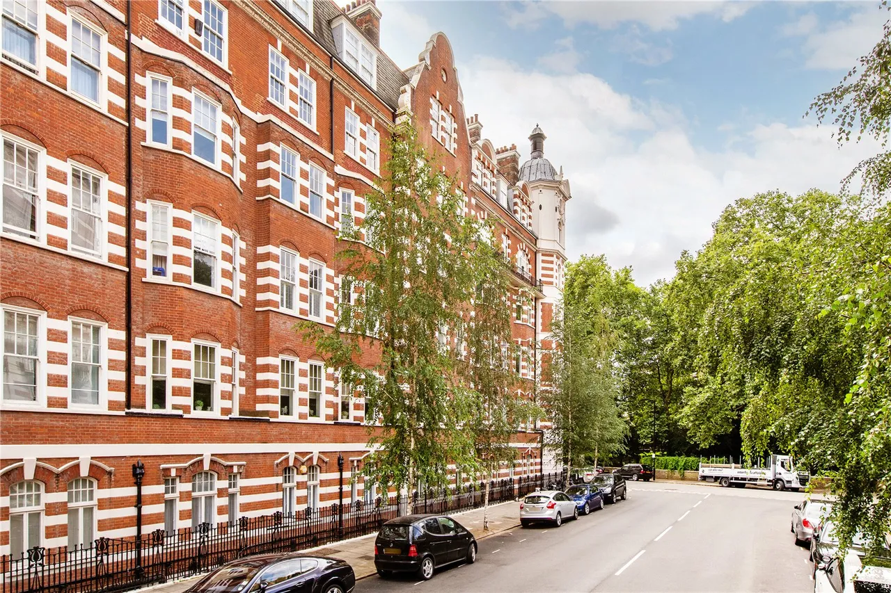 North Gate, Prince Albert Road, London, NW8 7RE, photo 4