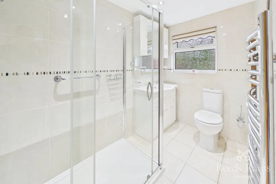 Forest Close, Cuddington, Cheshire, CW8, photo 3