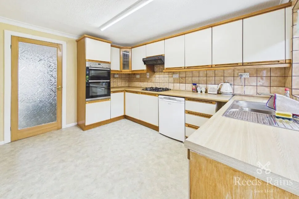 Forest Close, Cuddington, Cheshire, CW8, photo 6