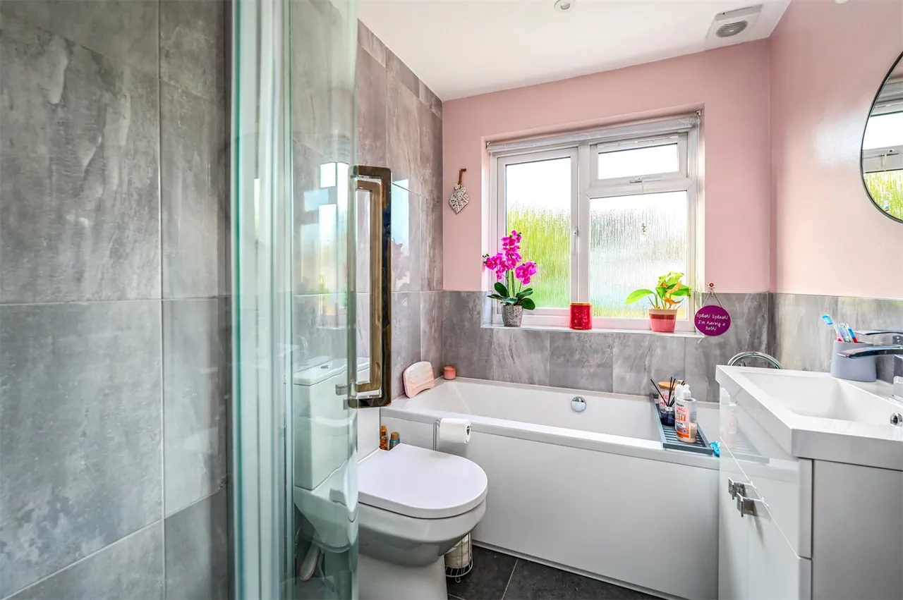 Waverley Drive, Ash Vale, Guildford, Surrey, GU12 5JW, photo 8