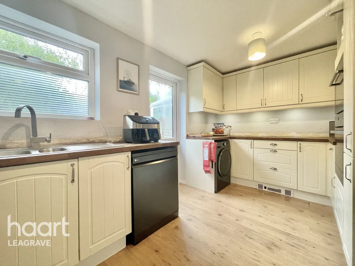 Pilgrims Close, Dunstable, LU5, photo 11