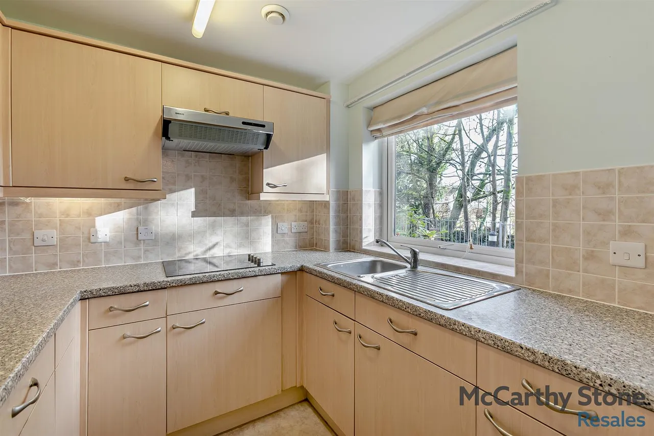Oaklands Drive, Okehampton, EX20, photo 5