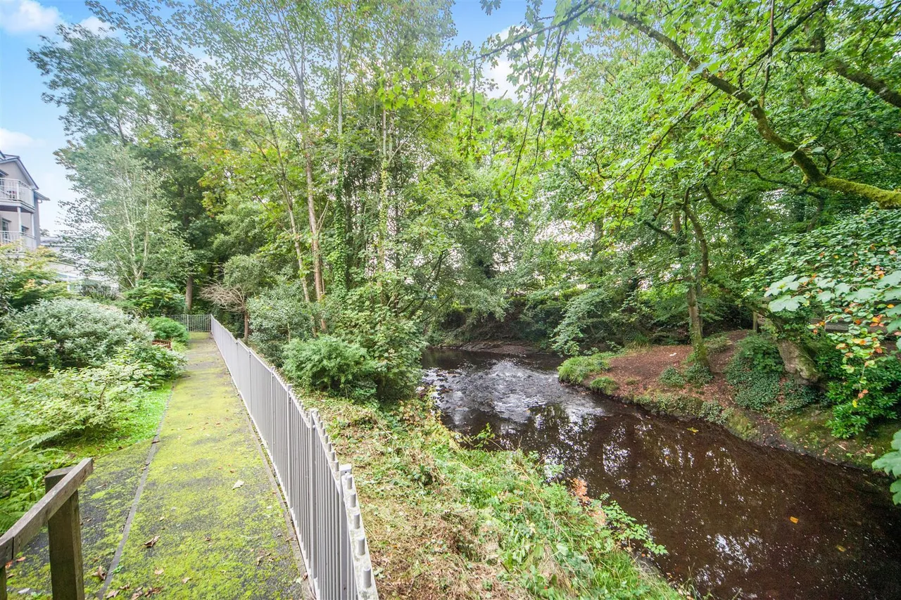 Oaklands Drive, Okehampton, EX20, photo 14