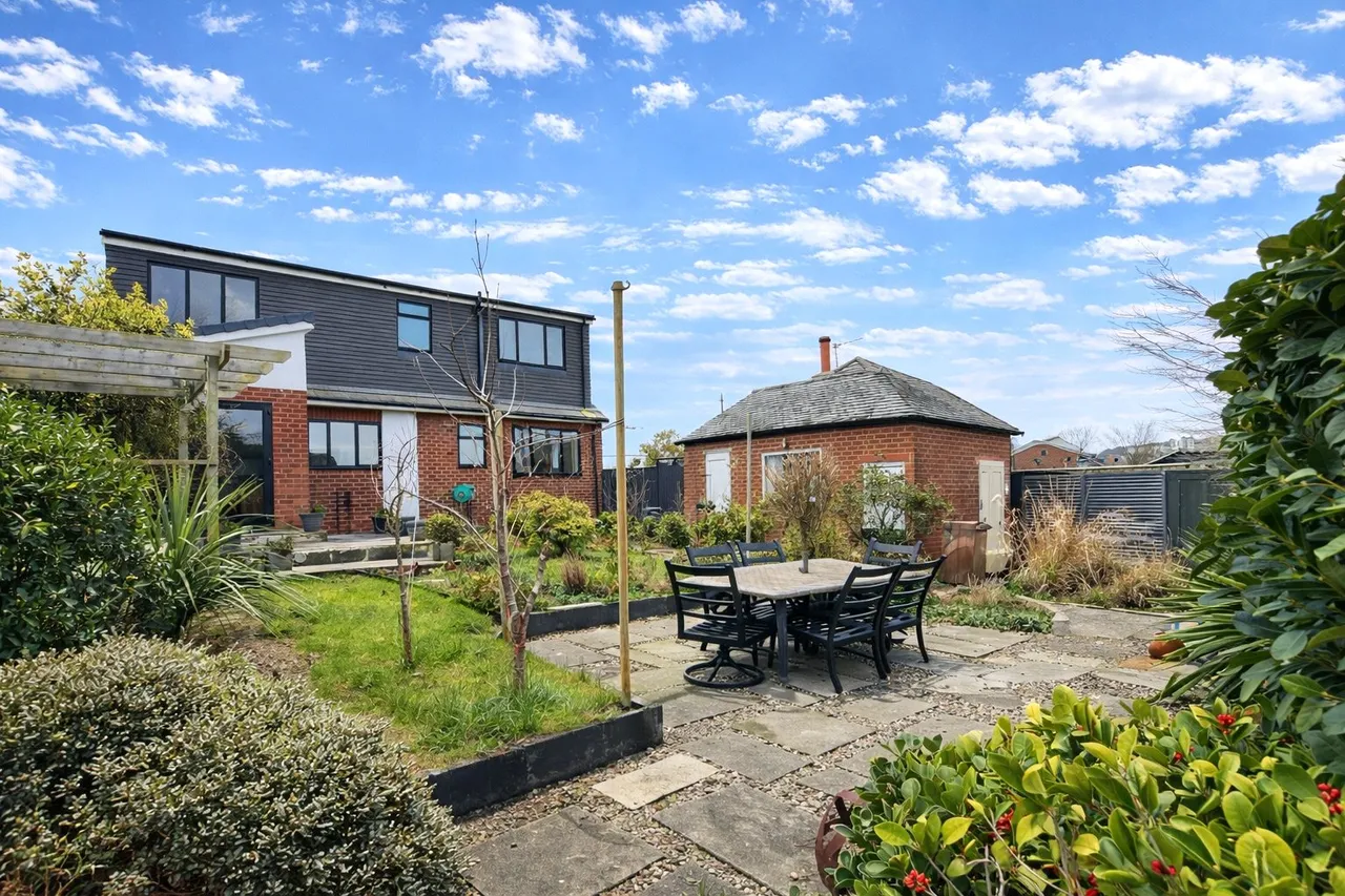 The Spinney, West Kirby, CH48, photo 8