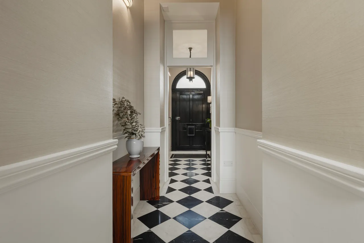 West Eaton Place, Belgravia, London, photo 12