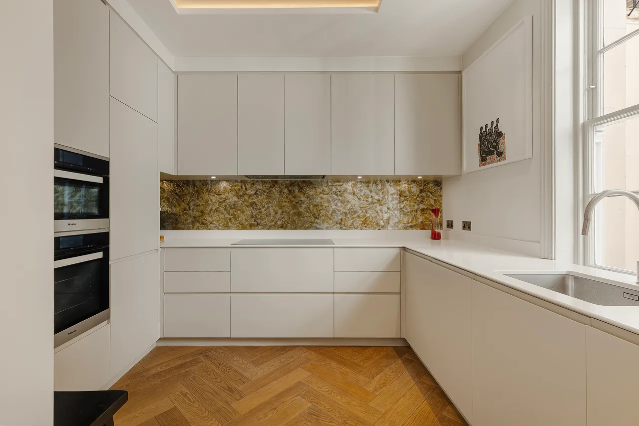 West Eaton Place, Belgravia, London, photo 5