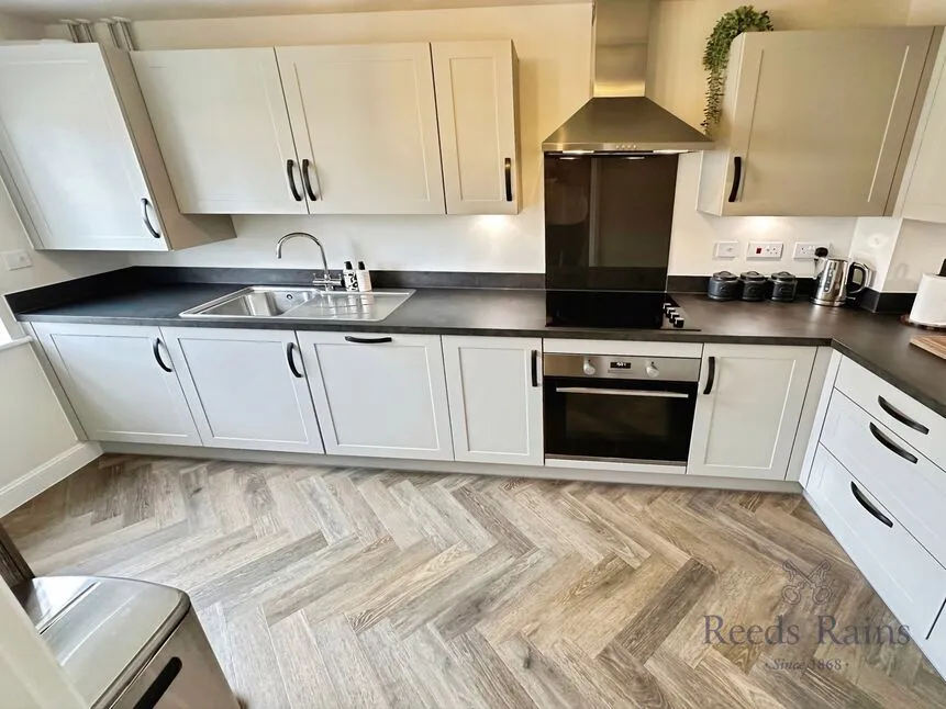 Pembrey Drive, Stoke-on-Trent, Staffordshire, ST4, photo 3