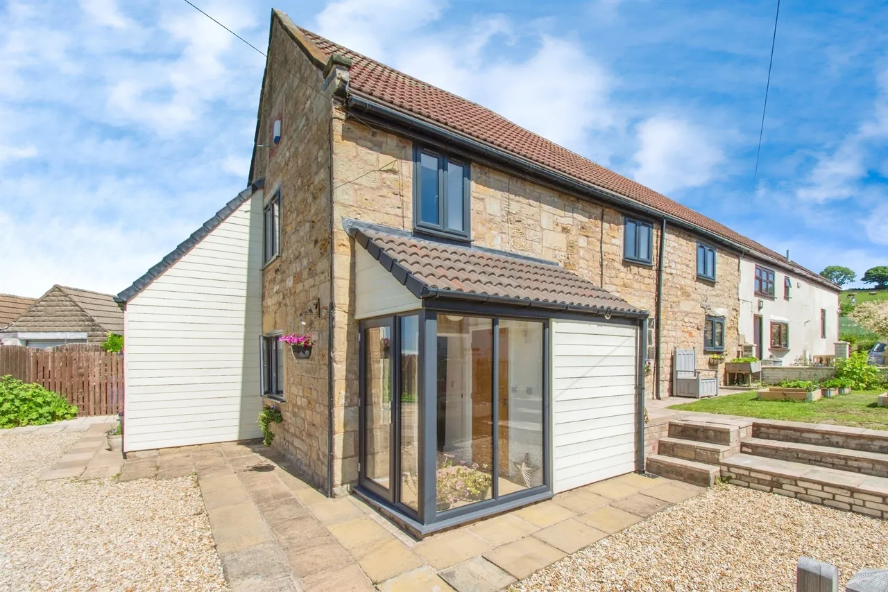 Top Fold Cottages, Old Denaby, DN12, photo 31