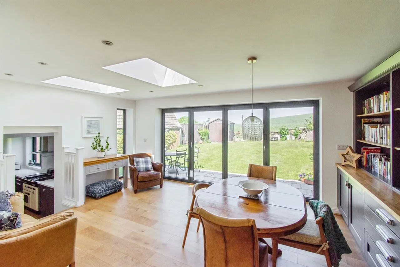 Top Fold Cottages, Old Denaby, DN12, photo 2