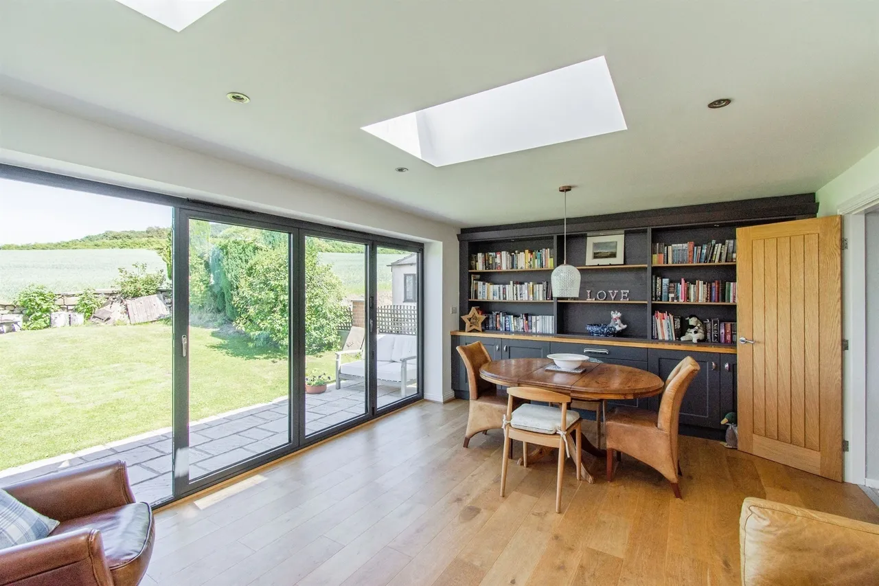 Top Fold Cottages, Old Denaby, DN12, photo 5