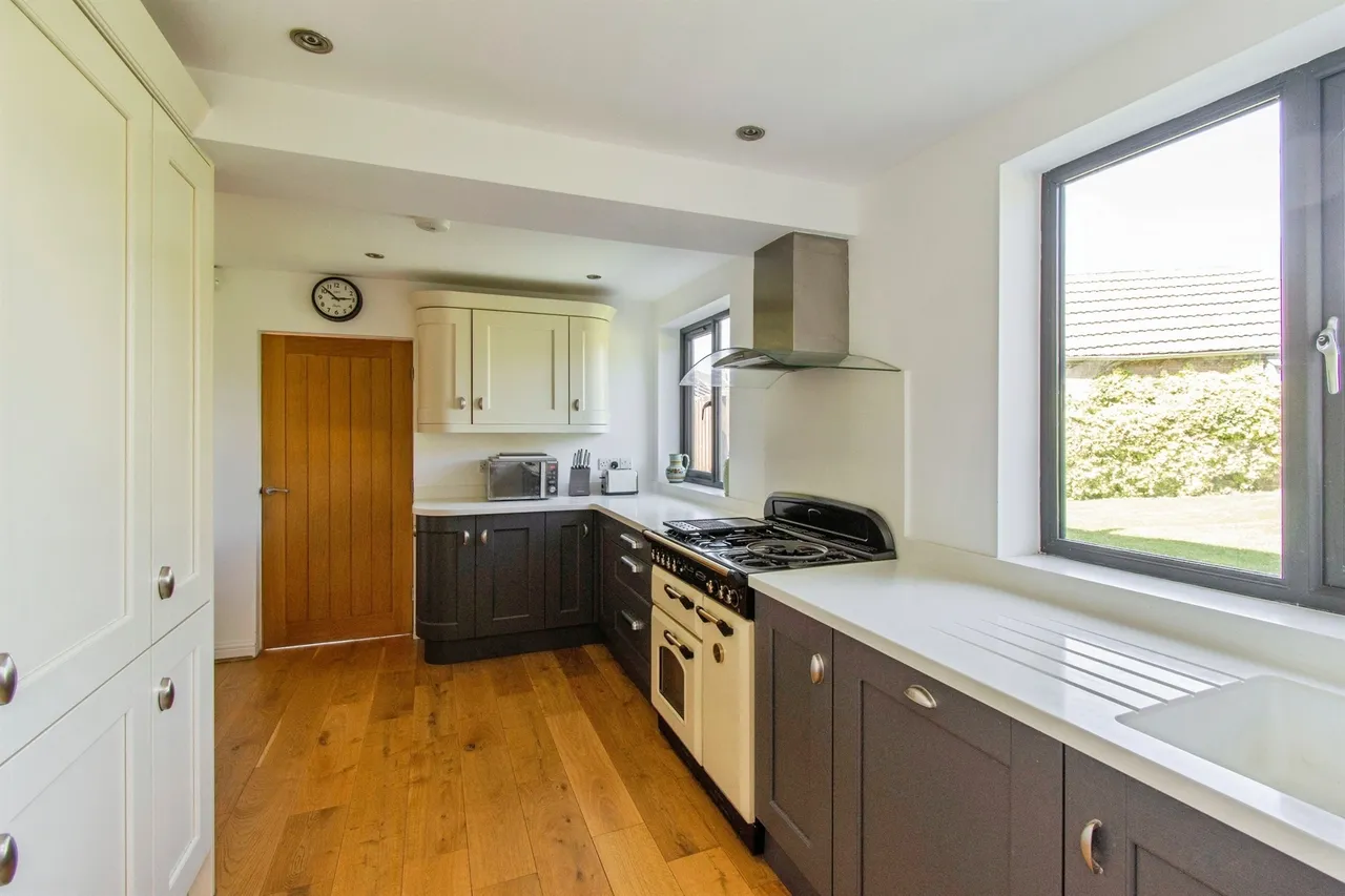 Top Fold Cottages, Old Denaby, DN12, photo 6