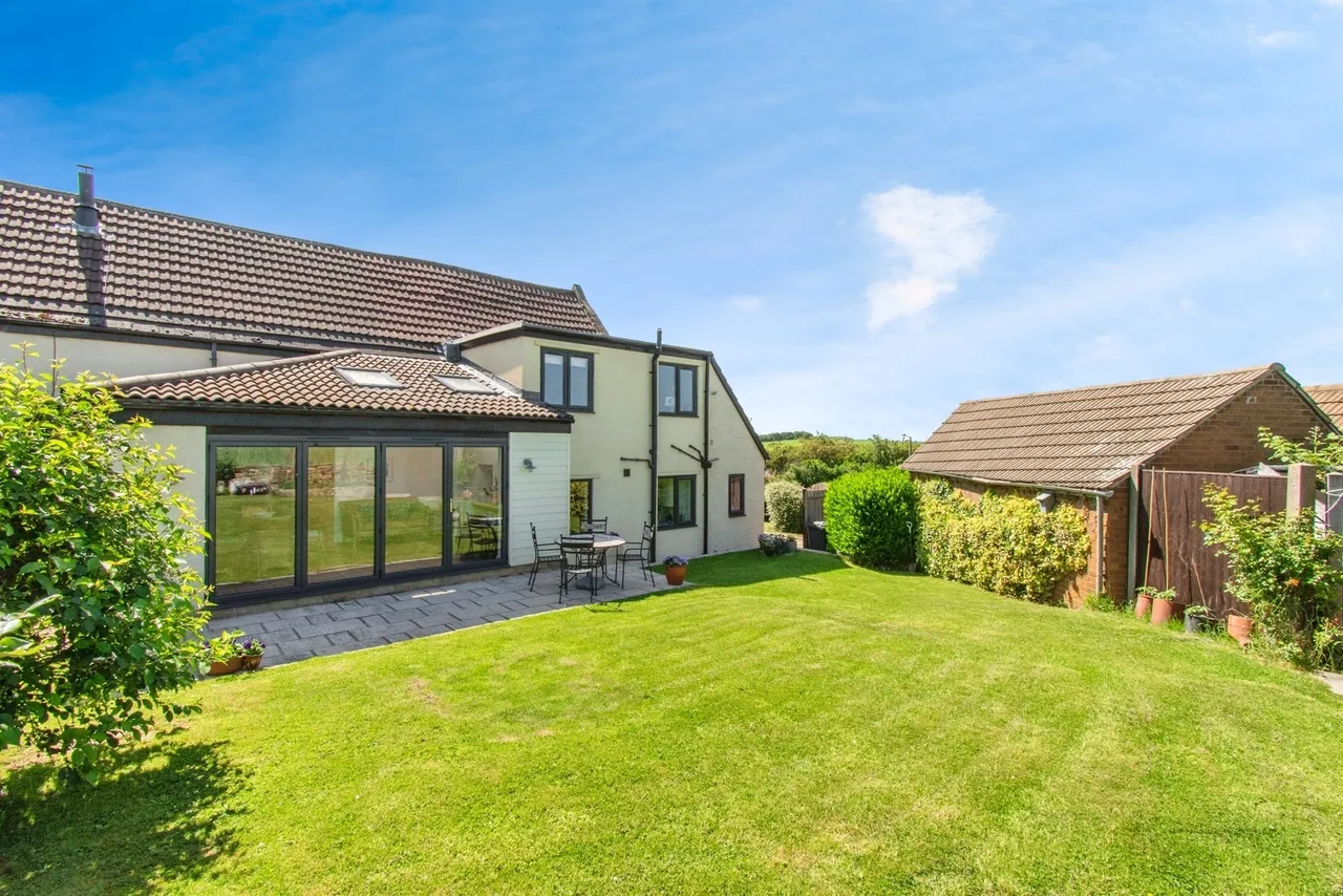 Top Fold Cottages, Old Denaby, DN12, photo 24