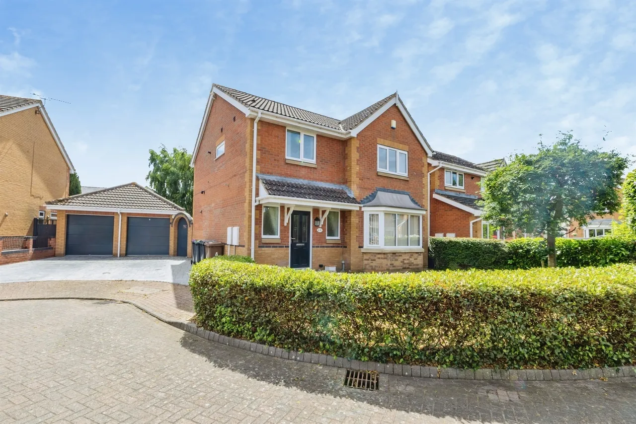 3 bed house for sale — Bakewell Mews, North Hykeham, LINCOLN