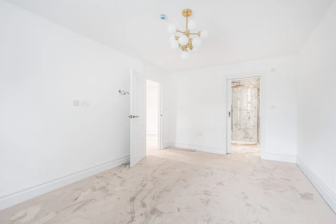 Pipers Green Lane, Edgware, HA8, photo 17
