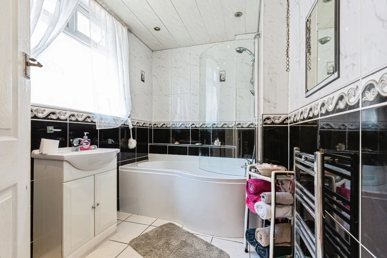 St. Andrews Avenue, Thornton-Cleveleys, FY5, photo 9