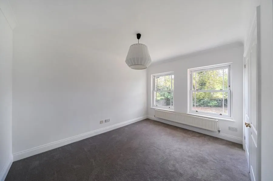 London Road, Ascot, SL5, photo 17