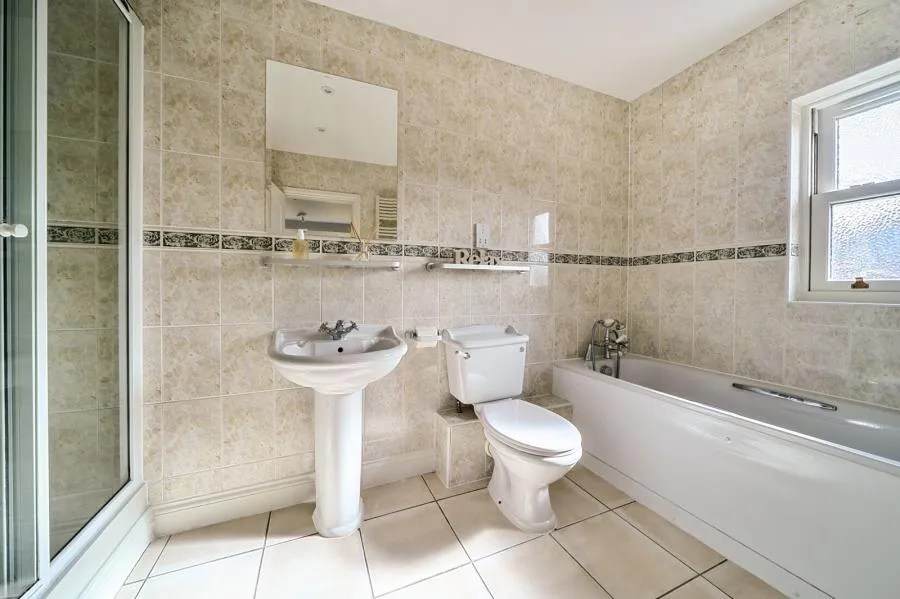 London Road, Ascot, SL5, photo 13