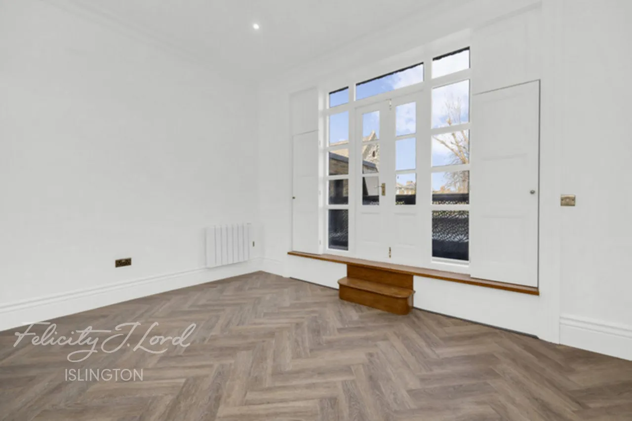 1 bed flat for sale, Hillmarton Road, London, N7
