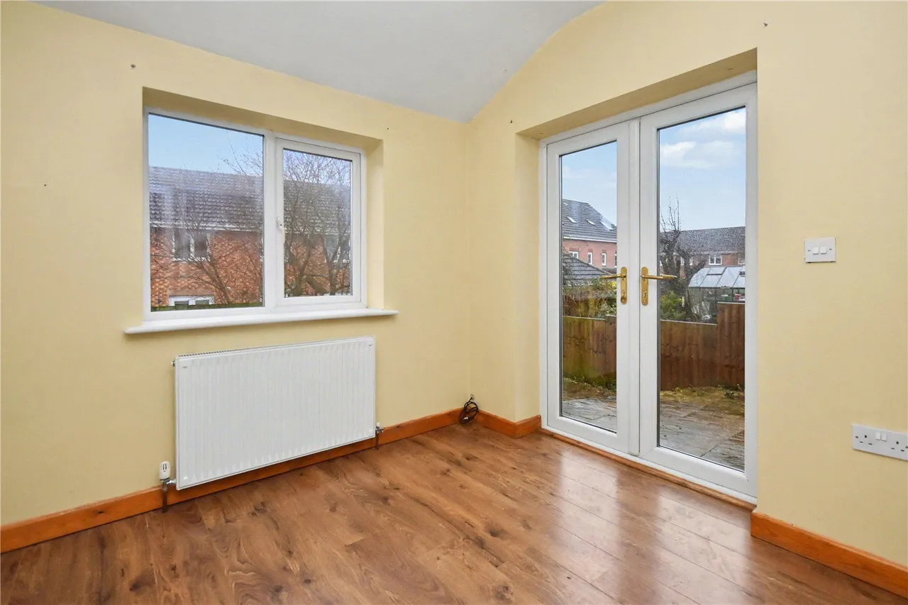 Burley Close, South Milford, LS25, photo 5