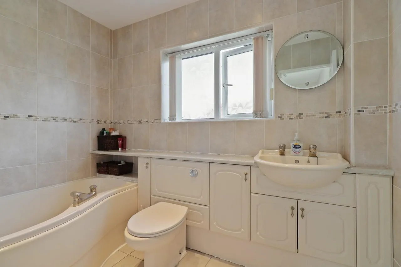 Backmoor Road, Sheffield, S8, photo 18