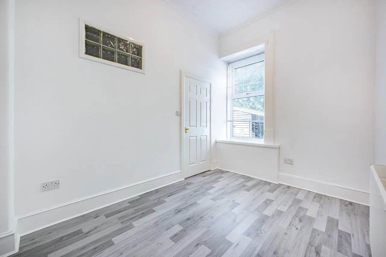 Leven Street, Pollokshields, G41, photo 22