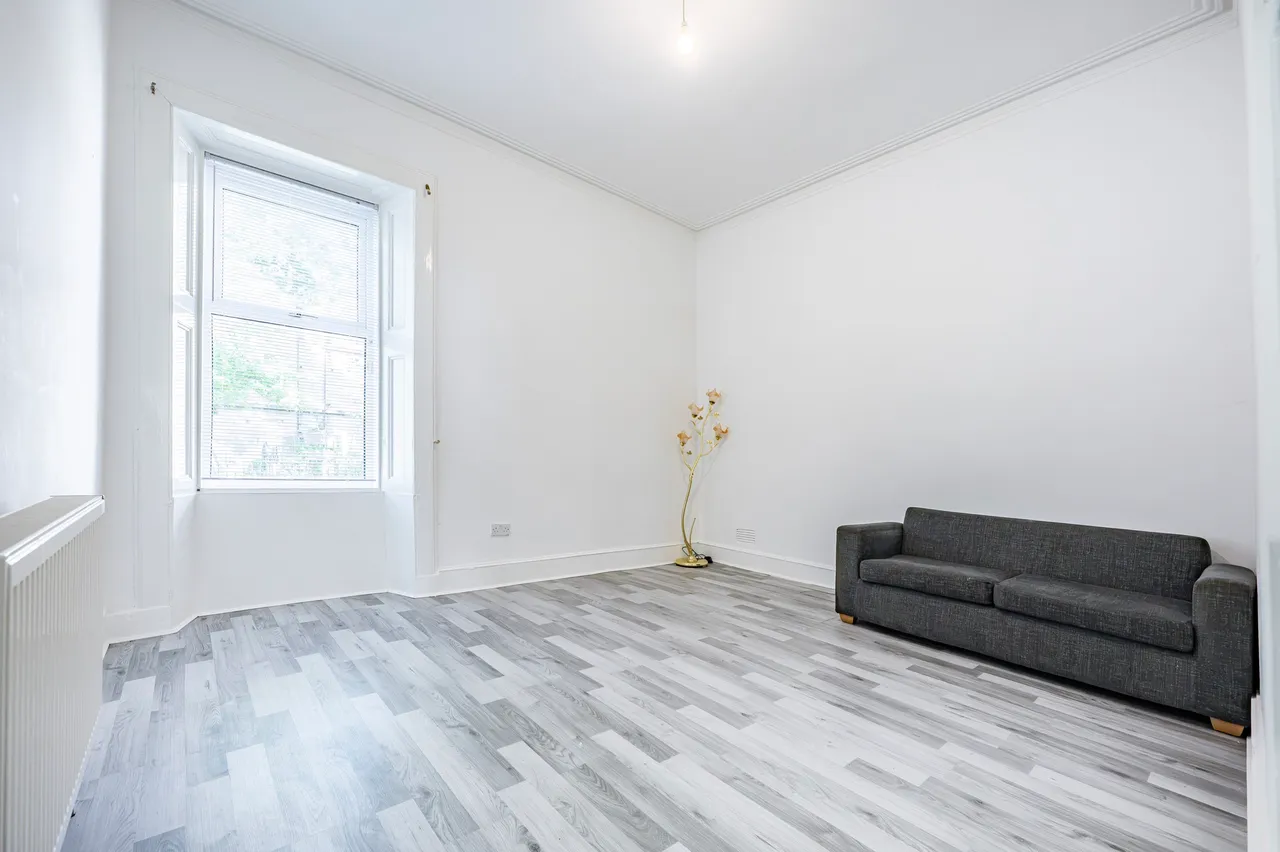Leven Street, Pollokshields, G41, photo 18