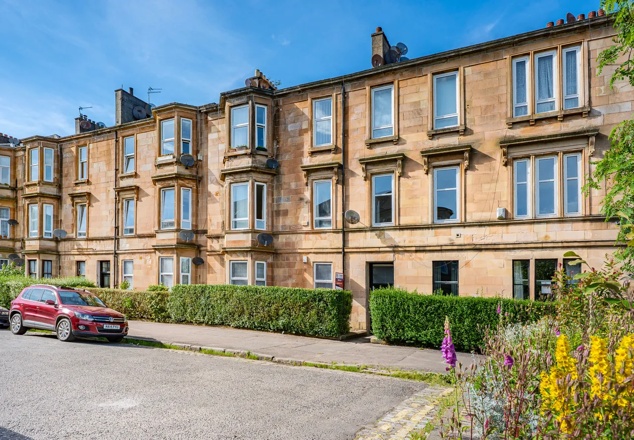 Leven Street, Pollokshields, G41, photo 30