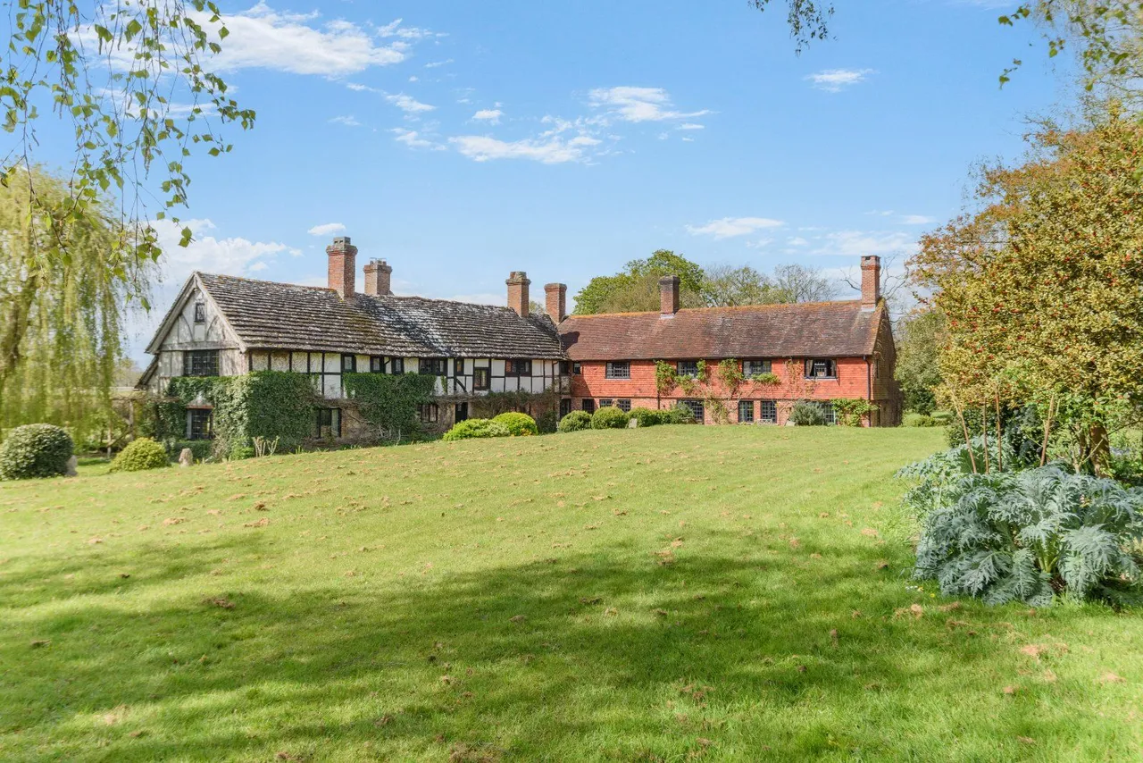 Coolham Road, Shipley, Horsham, West Sussex, RH13 8PF, photo 2