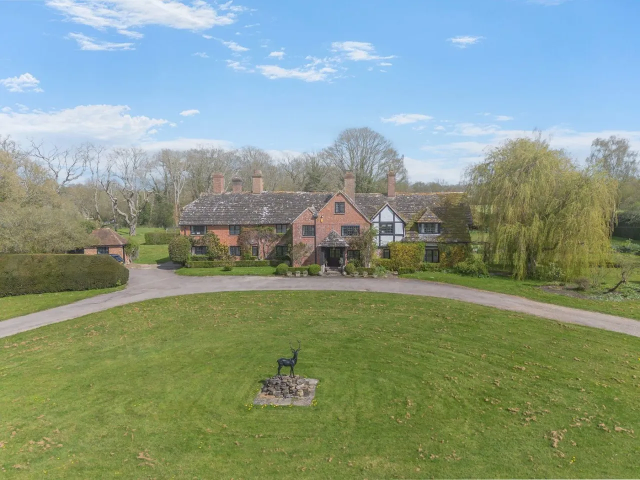 9 bed house to rent — Coolham Road, Shipley, Horsham, West Sussex, RH13 8PF