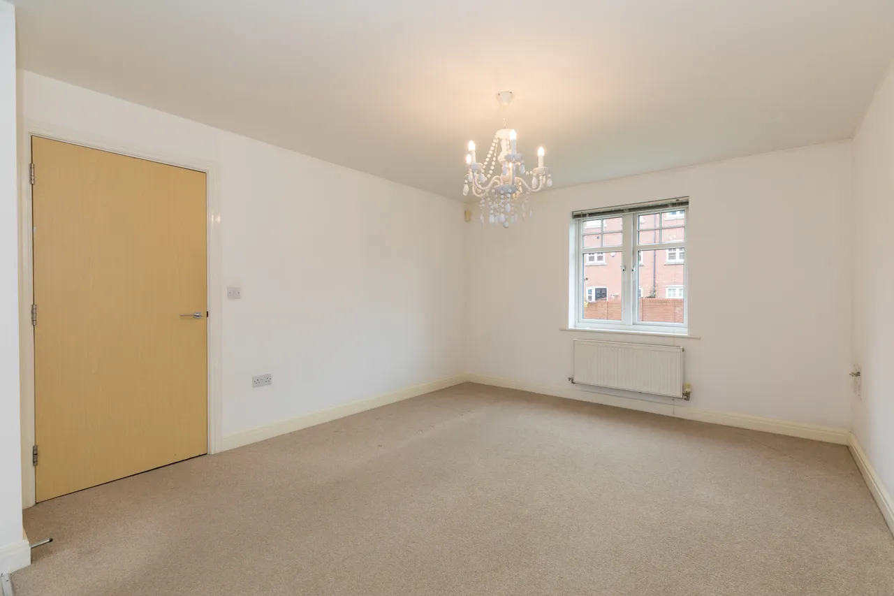 Alden Close, Standish, WN1, photo 5