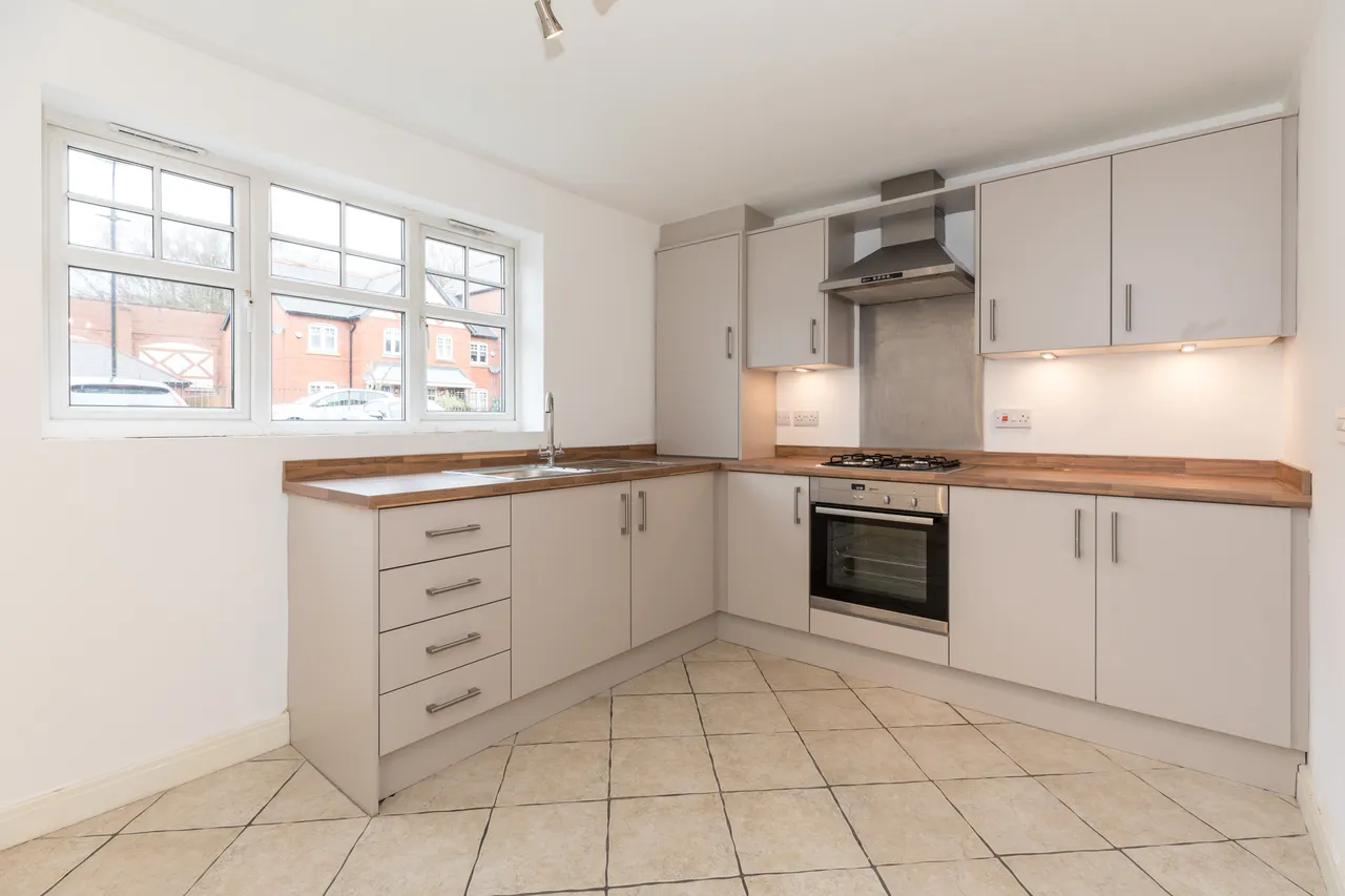 Alden Close, Standish, WN1, photo 3