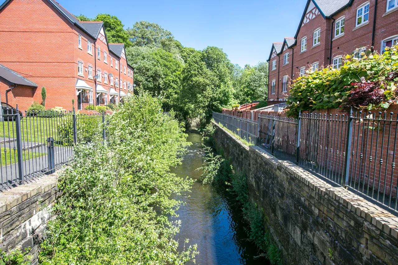 Alden Close, Standish, WN1, photo 15