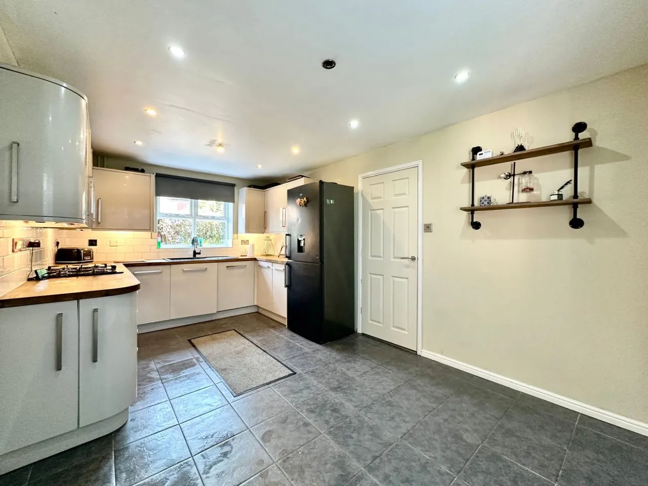 Bronte Drive, Ledbury, photo 2
