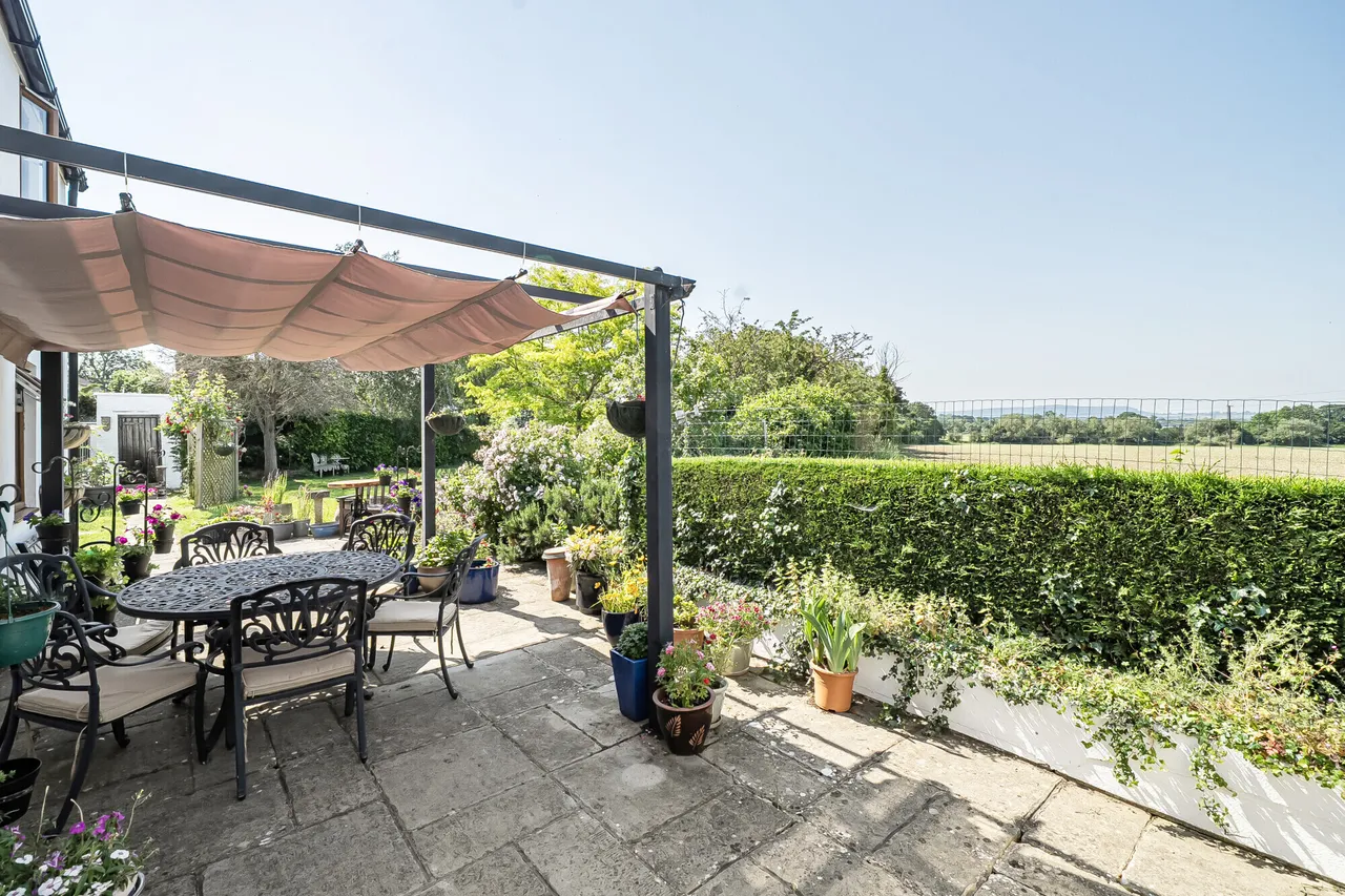Bath Road, Eastington, GL10, photo 15