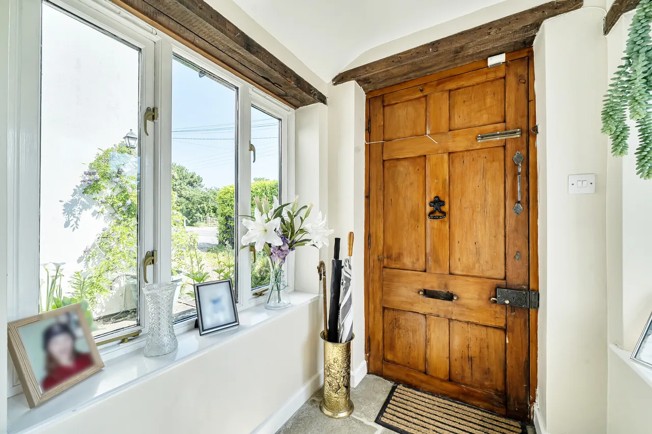 Bath Road, Eastington, GL10, photo 10