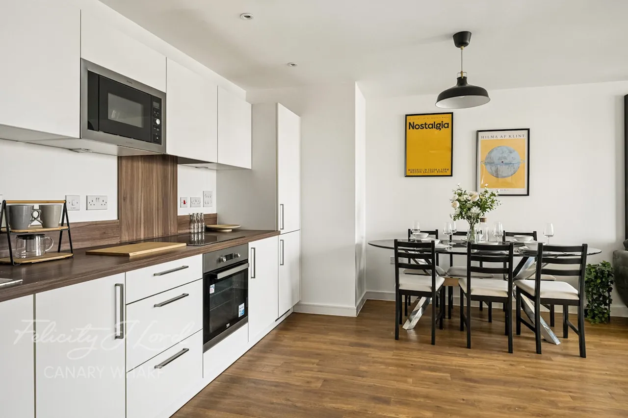 Booth Road, London, E16, photo 5