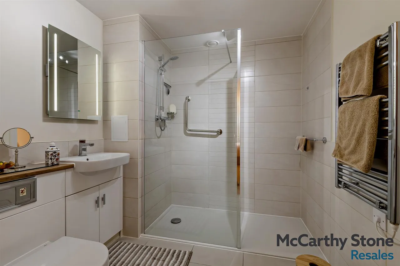Spa Road, Melksham, SN12, photo 8