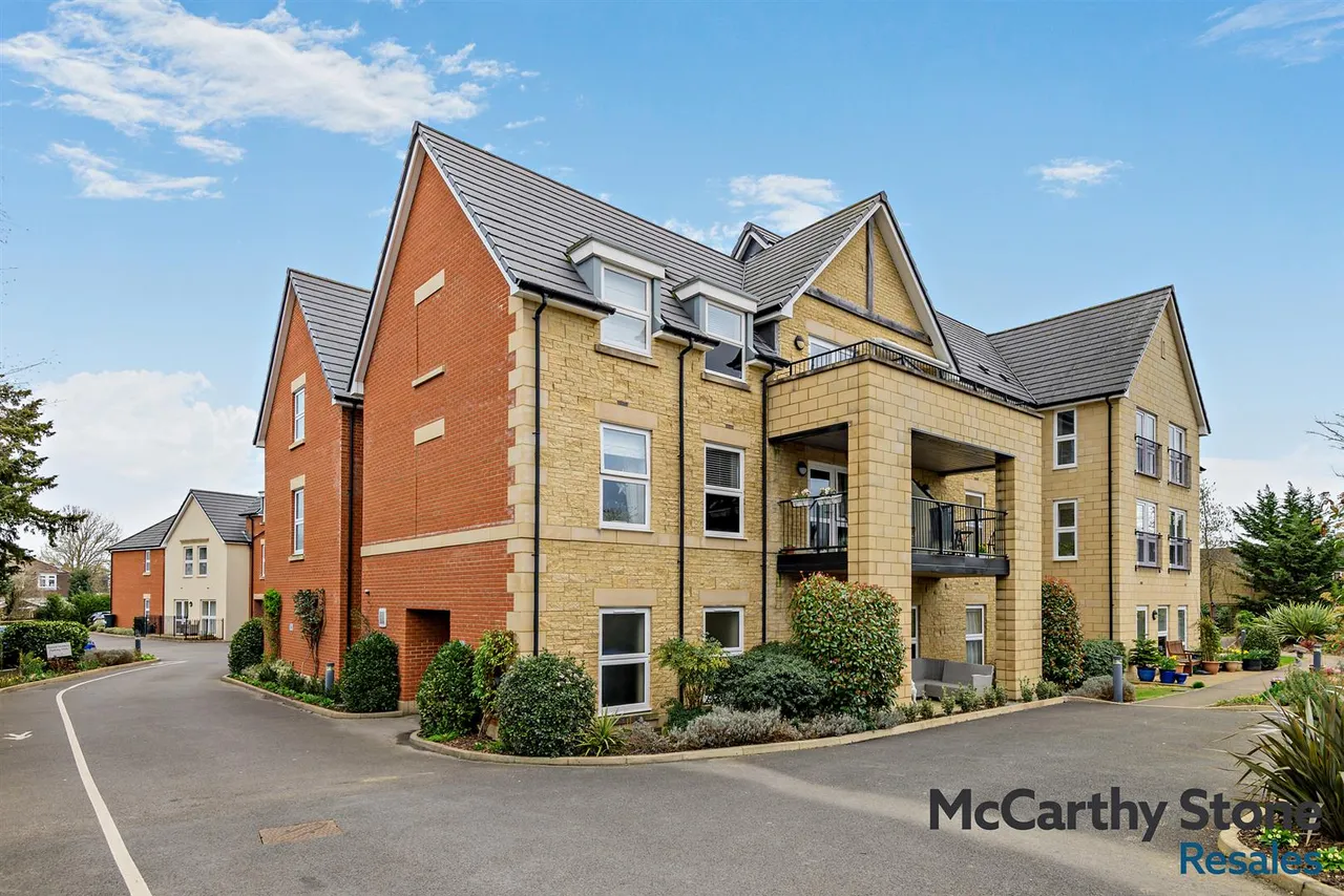 Spa Road, Melksham, SN12, photo 16