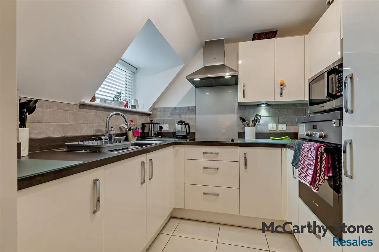Spa Road, Melksham, SN12, photo 5